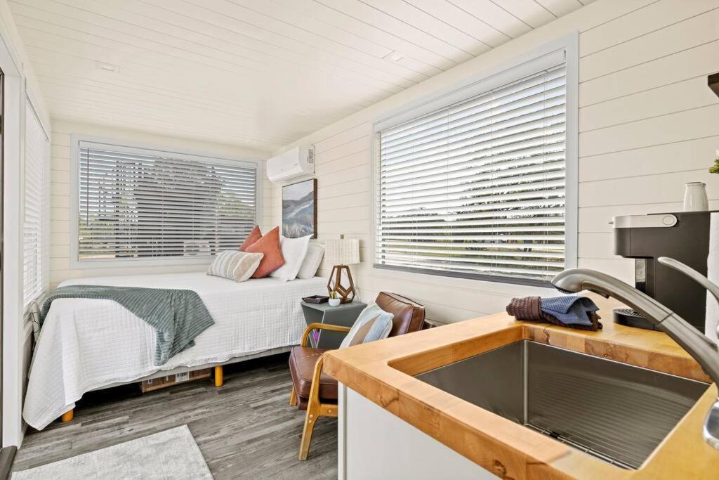 New The Sunset Luxury Container Fredericksburg